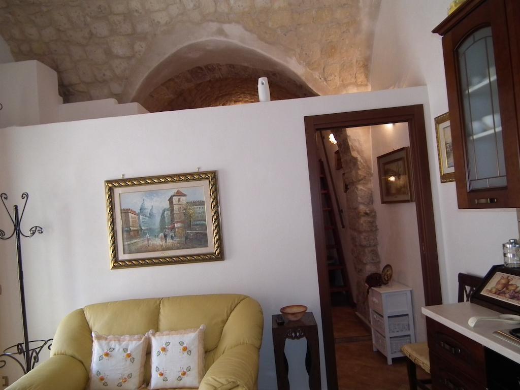 Anticu Dammusu Apartment Шикли Стая снимка